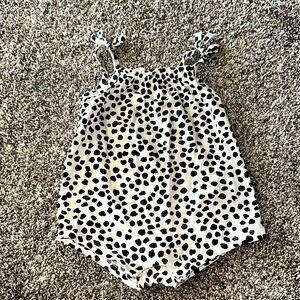 Old Navy Brand White & Black Polka Dots Romper Size 6-12Months